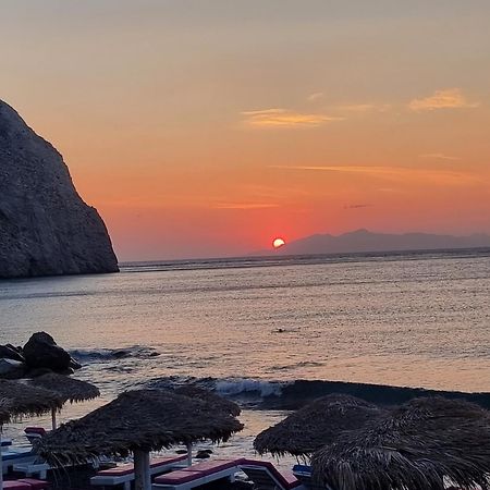 Pleasure Black Beach Perissa  Ngoại thất bức ảnh