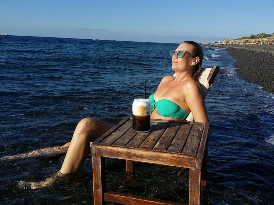 Pleasure Black Beach Perissa  Ngoại thất bức ảnh