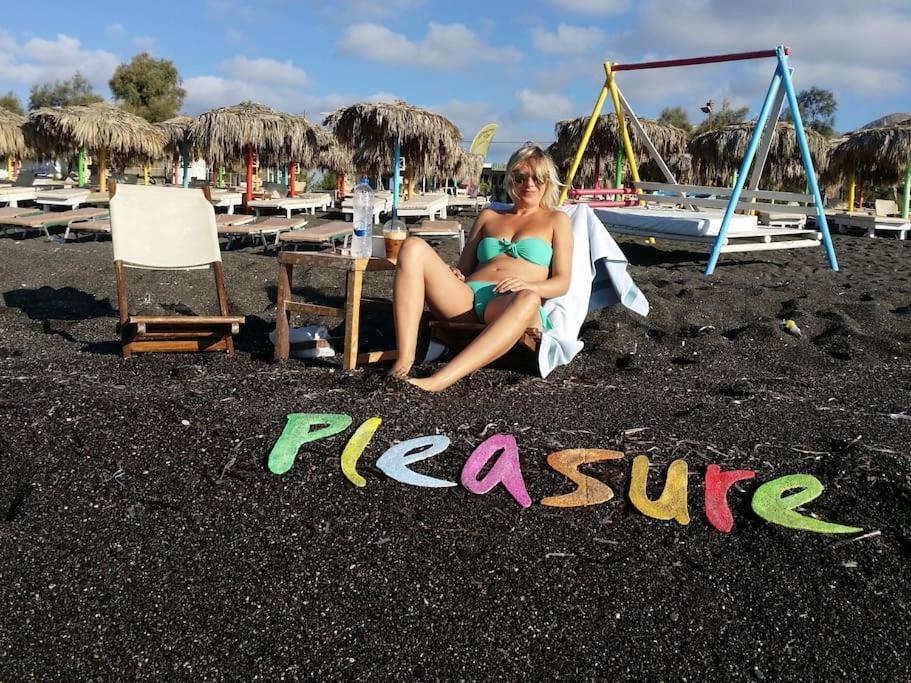 Pleasure Black Beach Perissa  Ngoại thất bức ảnh