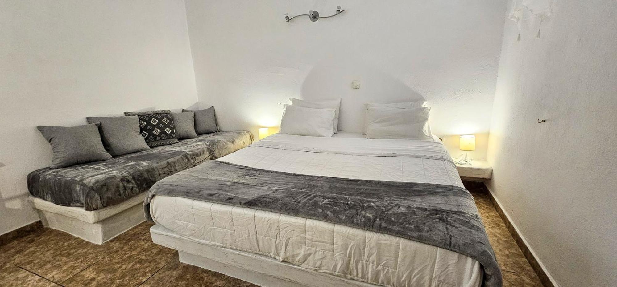 Pleasure Black Beach Perissa  Ngoại thất bức ảnh